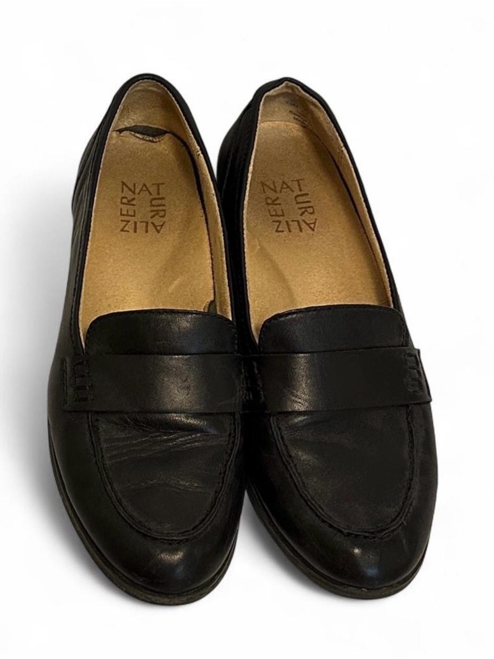 Women’s Naturalizer Black Leather Classic Loafers Size 6.5